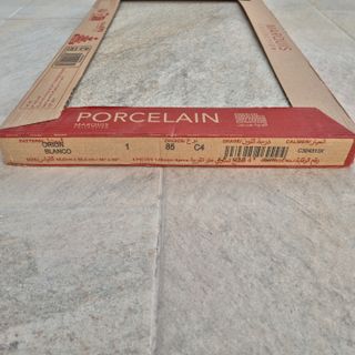 Suelo porcelánico Orión efecto piedra 16m2