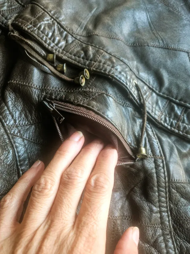 Chaqueta vintage italiana 80s patchwork con flecos