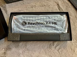 Teclado Keychron K4 HE ISO ES. Impoluto. 
