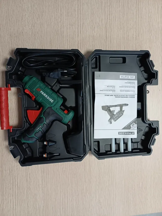 Pistola de silicona Parkside