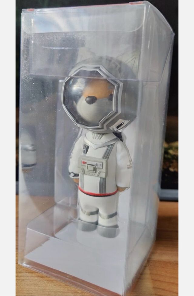 Figura OnePlus Power Of Ten Edición Limitada