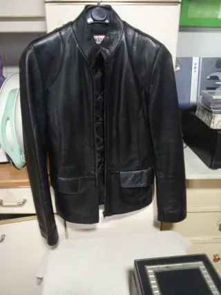 Cazadora piel T. S y Botines 38