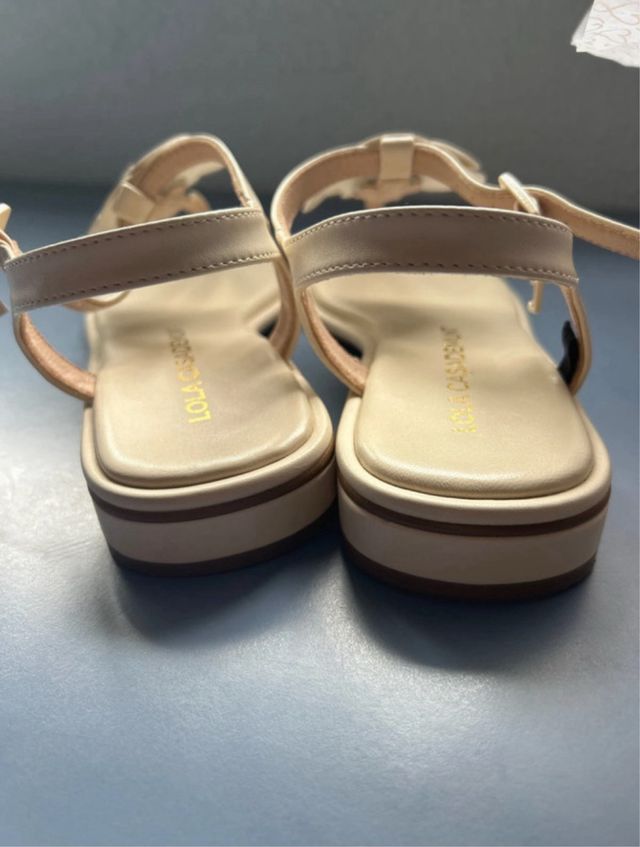 Sandalias Lola Casademunt Beige T.37