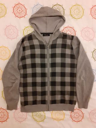 Chaqueta Zara con capucha gris negra