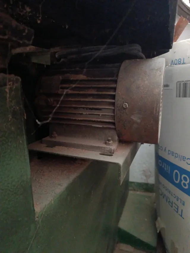 Sierra de corte Clever 700