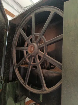 Sierra de corte Clever 700