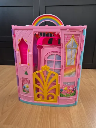 Castello Barbie Dreamtopia in Valigia