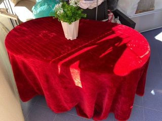 ropa de mesa camilla ovalado Burdeos seminueva