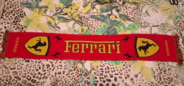 Bufanda Ferrari Vintage Años 90
