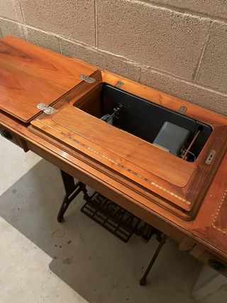 Maquina de coser Singer