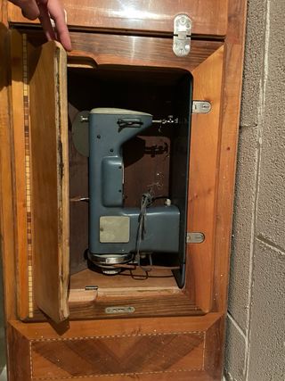 Maquina de coser Singer