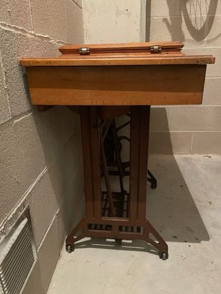 Maquina de coser Singer