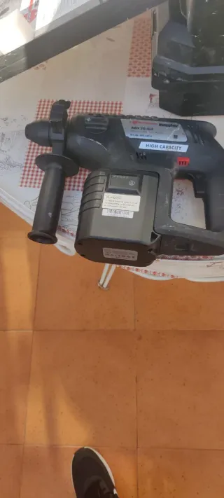 Taladro percutor WURTH ABH 20-SLE a batería