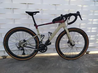 Bici Gravel Cannondale topstone 3 carbon