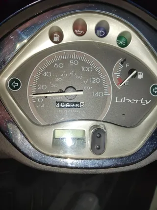 Piaggio Liberty 125cc Azul con Baúl