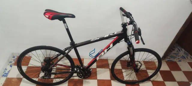Bicicleta BH Spike Negra y Roja