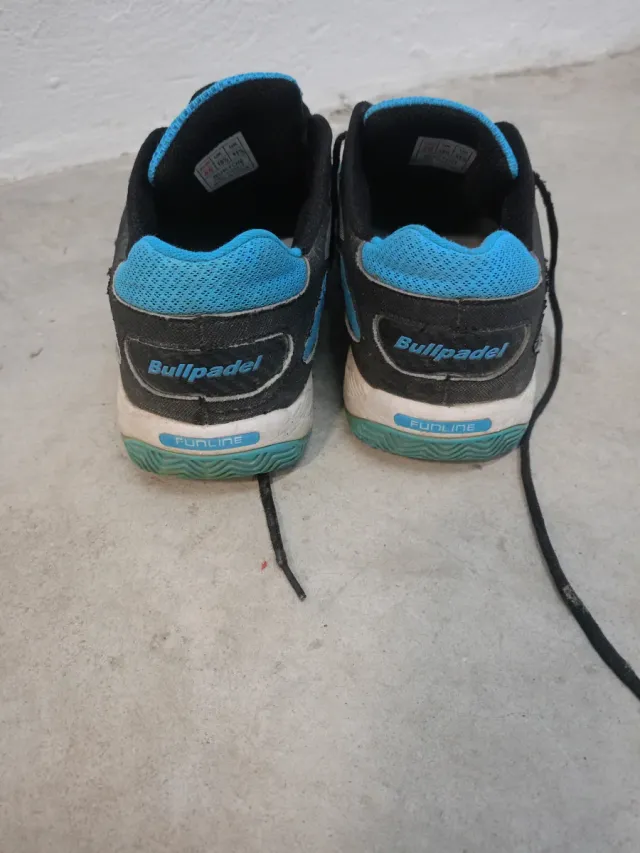 Zapatillas Bullpadel Hombre Negras/Azules