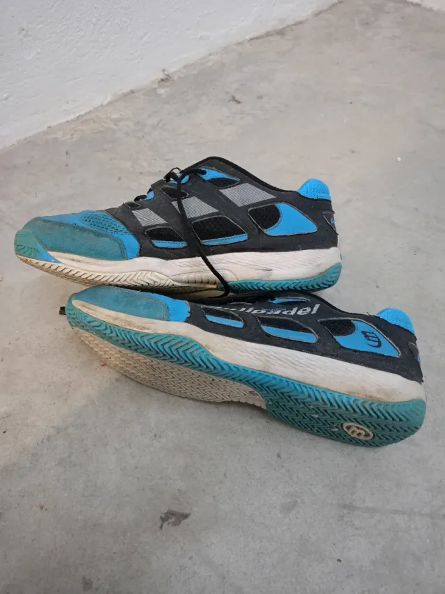 Zapatillas Bullpadel Hombre Negras/Azules