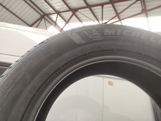 Nuevo 4 unids Michelin e-Primacy 215/60 R17 96H EV