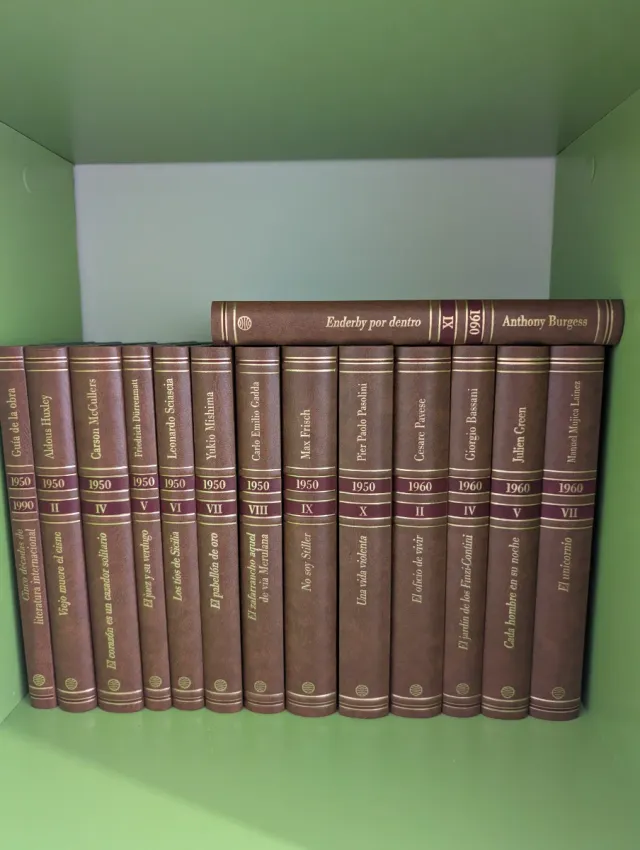 Clásicos contemporáneos internacionales.