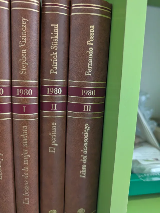 Clásicos contemporáneos internacionales.