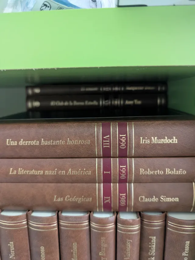 Clásicos contemporáneos internacionales.