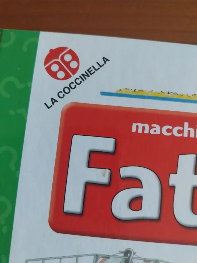 Macchine al lavoro nella fattoria