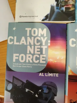 Net Force: Prioridades Ocultas / Hidden Agendas...