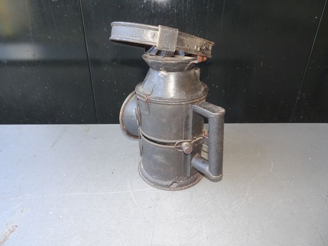 Farol ferroviario antiguo