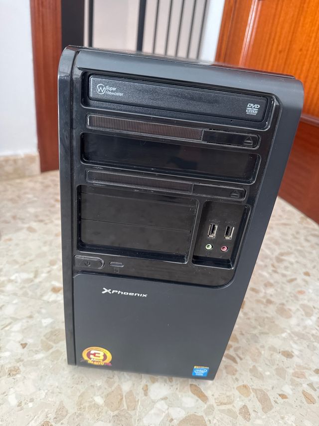 Torre PC XPhoenix Windows 8