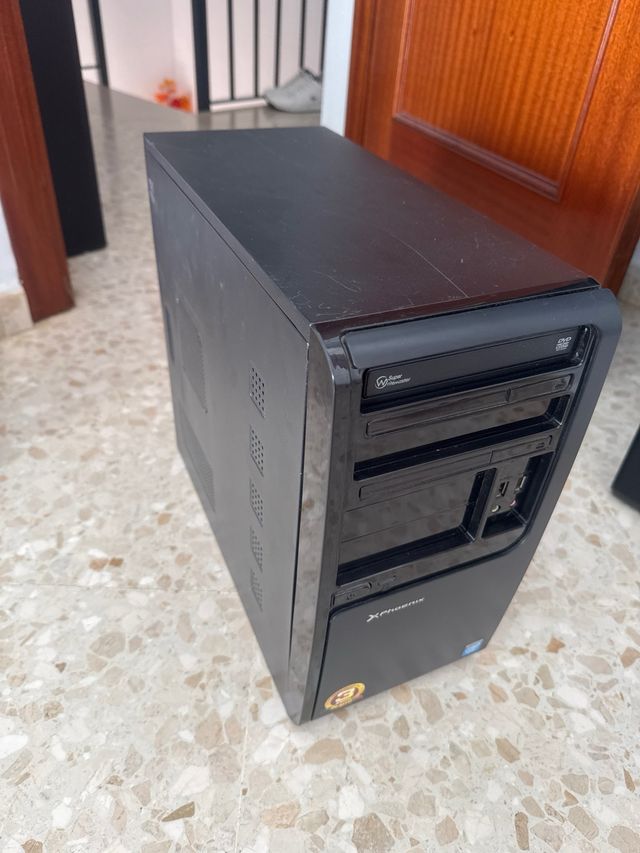 Torre PC XPhoenix Windows 8