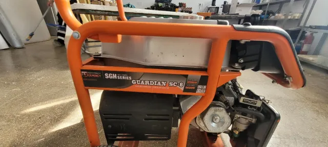 Generador Eléctrico Genergy Gasolina