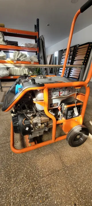 Generador Eléctrico Genergy Gasolina