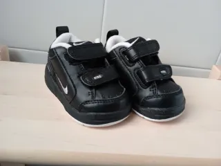 Scarpe Nike neonato n. 18