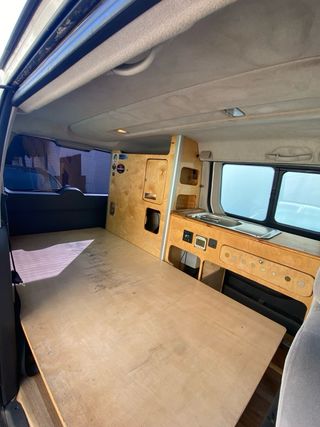 Peugeot Expert camperizada y homologada