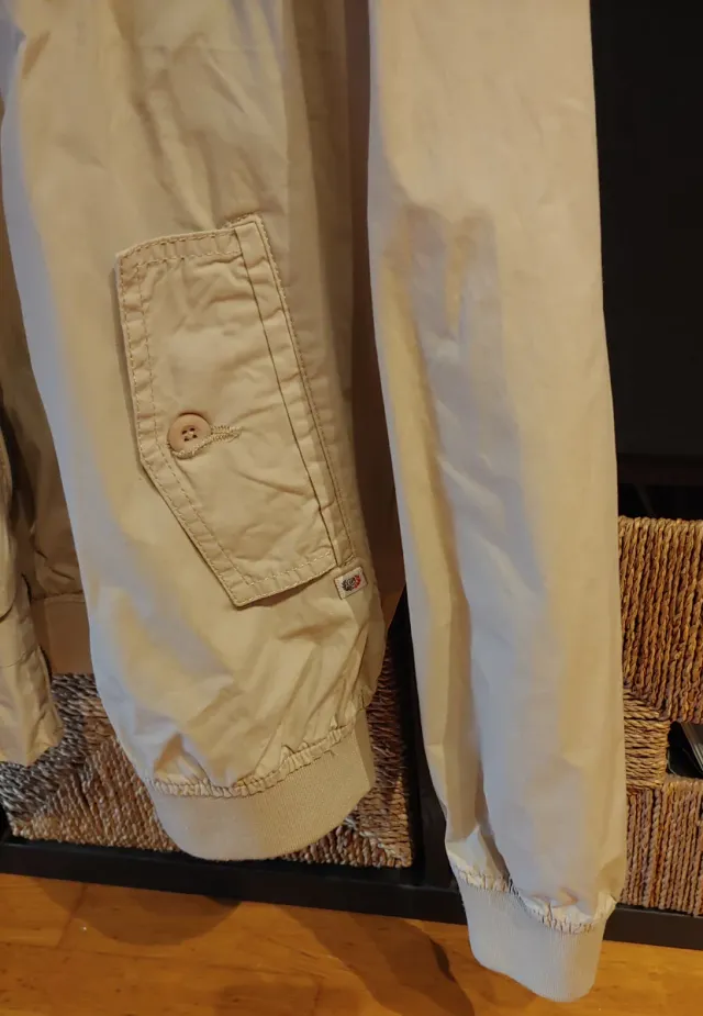 Chaqueta hombre beige