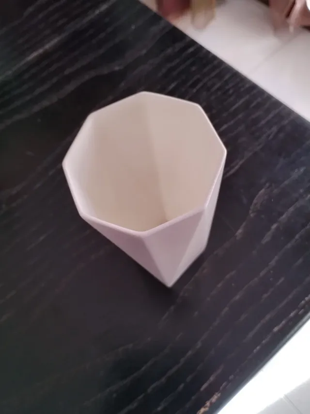 Vaso fiori porcellana Wedgwood altezza cm 15,50