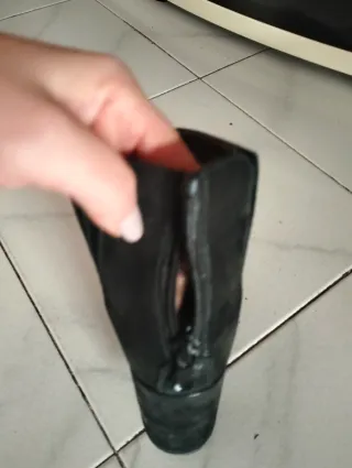 Stivaletti tacco neri con lacci