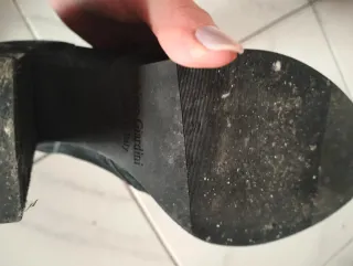 Stivaletti tacco neri con lacci