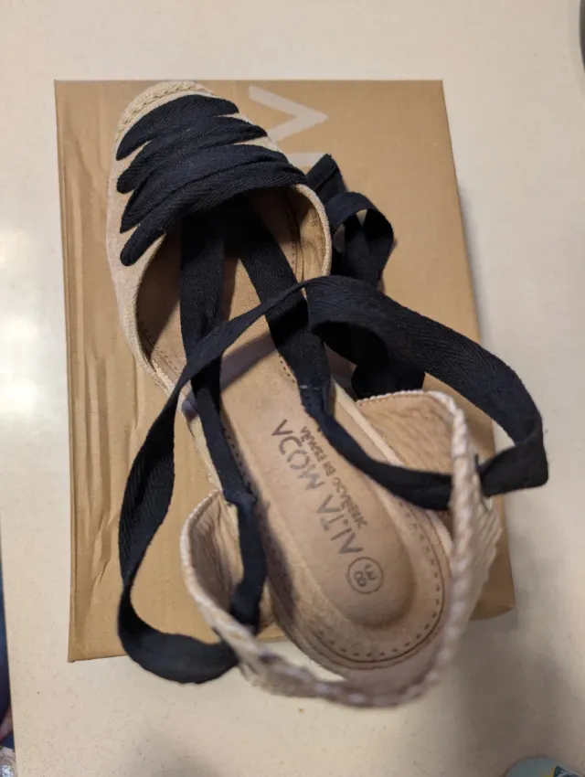 Alpargatas Alta Moda Beige y Negro