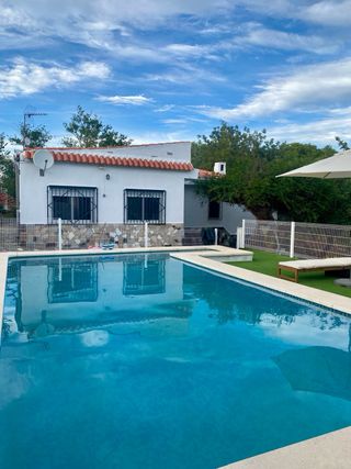 Chalet Villamarchante . PARTICULARES. Rústico