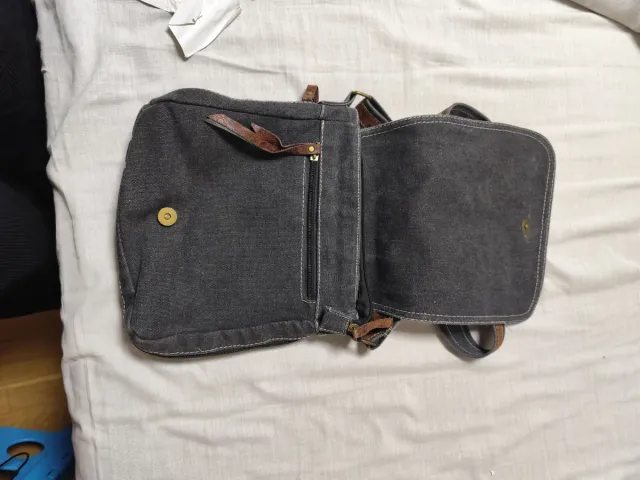 Bolso bandolera negro y marrón