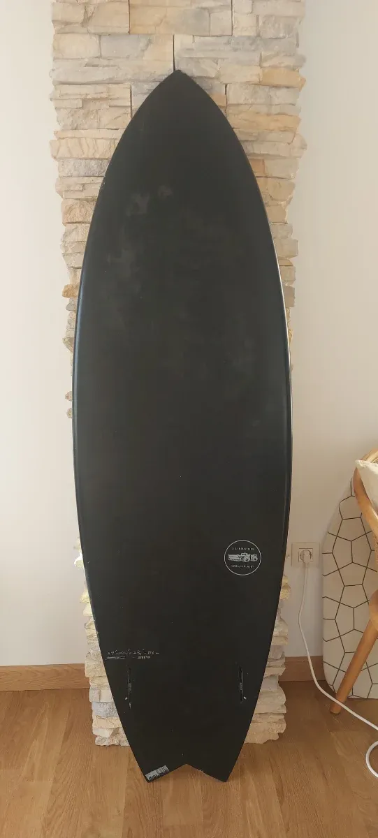 Tabla Surf JS Black Baron 5'9 33L