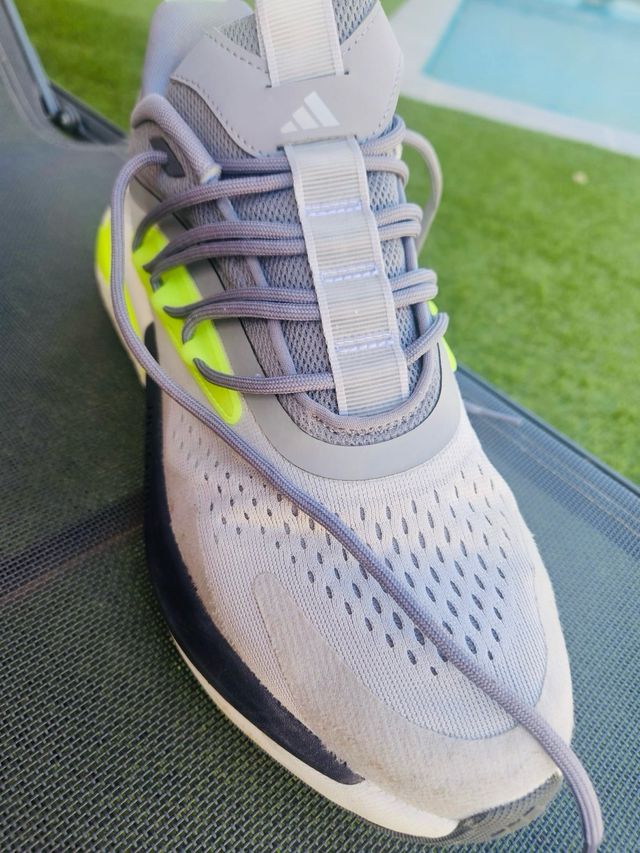 Zapatillas Adidas Boost Grises y Amarillas