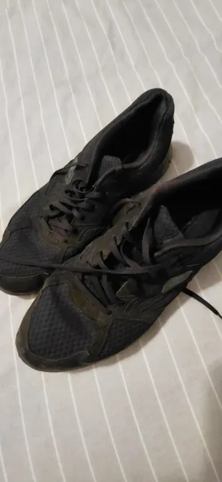 Skechers Negras Talla 45-46