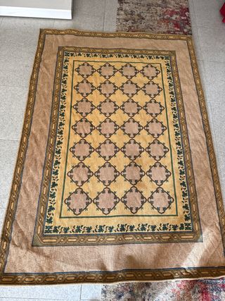 Alfombra Chenilla Amarilla y Marrón 125x180