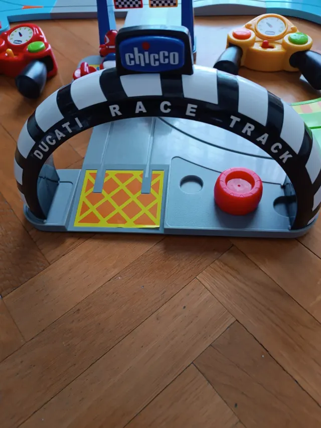 Circuito motos CHICCO