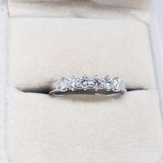 Anillo Oro Blanco 18K 6 Diamantes 0.66ct