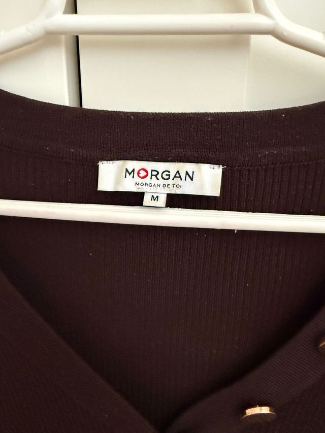 Camiseta Morgan manga larga cuello pico botones