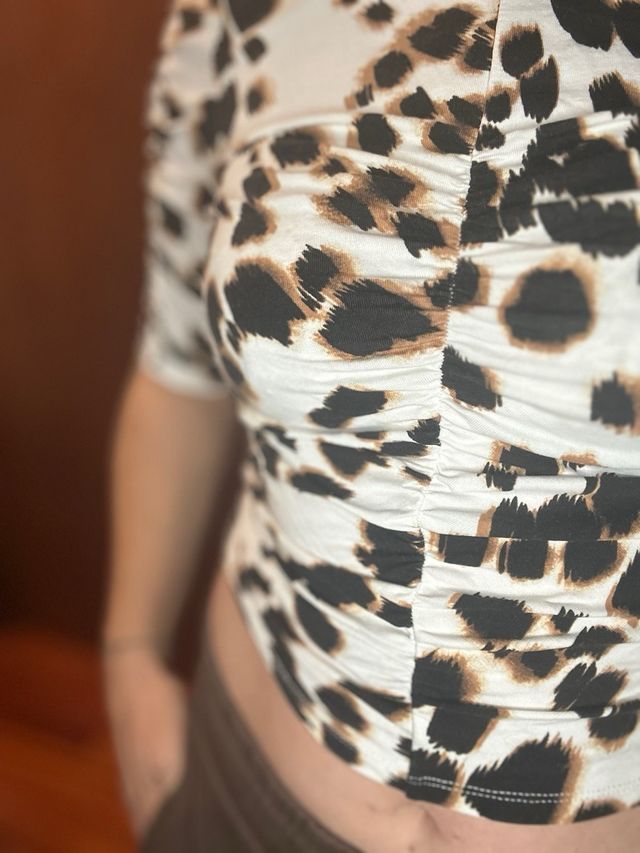 Camiseta Guess Estampada Animal Print